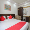 Отель OYO 12544 Varcity Twin Towers, фото 3