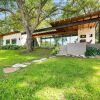 Отель The Arrive Stillwater Estate On Lake Austin 3 Bedroom Estate, фото 1