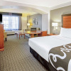 Отель La Quinta Inn & Suites by Wyndham San Antonio Airport, фото 4