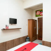 Отель RedDoorz Near Transmart Lombok Mataram, фото 2