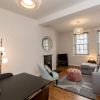 Отель Unique & Stylish Grassmarket Apt - Close to Castle, фото 7