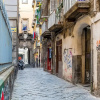 Отель San Marcellino Cool and Central by Napoliapartments, фото 1