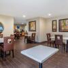 Отель Comfort Suites Red Bluff near I-5, фото 13