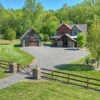 Отель Firefly Farmhouse by Escape to Blue Ridge, фото 12