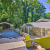 Отель Unique Chimney Rock Cottage w/ Breathtaking Views, фото 14