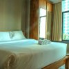 Отель Best Price Hampton's Park Apartment Near Pondok Indah Mall, фото 17