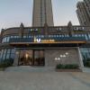Отель IU Hotels· Wuhan Hanyang Avenue Huangjinkou Metro Station, фото 1