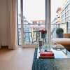 Отель Bright 1 Bedroom Apartment With River Views, фото 12