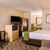 Отель Quality Inn & Suites Lathrop, фото 13