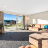 Отель Pisa Oasis - Cromwell Holiday Home, фото 13