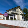 Отель Kiwis Nest Backpackers and Budget Accommodation, фото 1