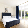 Отель Detached 4-bed House Near Heathrow, фото 3