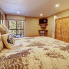 Отель Ski-In Ski-Out Center Village Condo Indoor Parking - CM216 by Redawning, фото 19