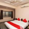 Отель Emerald by OYO Rooms, фото 4