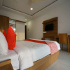 Отель OYO 14419 Aaziya Inn, фото 10
