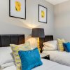 Отель Comfortable ground floor flat sleeps up to 4 with private parking by Sussex Short Lets, фото 6