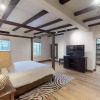 Отель Water Street Unit B, фото 31