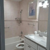 Отель Contemporary 2-bed 2-bath condo, фото 9