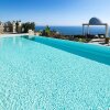 Отель Exclusive Villa With Panoramic Swimming Pool And Jacuzzi 2 Km From The Sea, фото 4