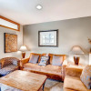 Отель River Glen  106c 2 Bedroom Condo by RedAwning, фото 7