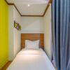 Отель Cozy Studio with Bunk Bed at Dave Apartment near UI, фото 12