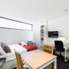 Отель EMILY, Carlton Studio Apartment, фото 3