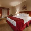 Отель Best Western Plus Lake Elsinore Inn & Suites, фото 44