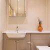 Отель The Woking Wonder - Captivating 3bdr Flat With Parking, фото 10