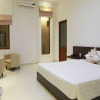 Отель Cocos Hotel, фото 1