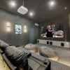 Отель The Stallion Estate Sleeps 24, Theater, Game Room, Pickle Ball, фото 21