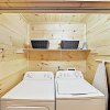 Отель Brand-new Luxury W/ Hot Tub & Firepit 3 Bedroom Cabin, фото 4