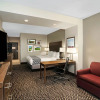Отель La Quinta Inn & Suites by Wyndham Tuscaloosa University, фото 6