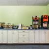 Отель Rodeway Inn Amish Country, фото 18
