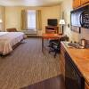 Отель Candlewood Suites Tulsa, an IHG Hotel, фото 2