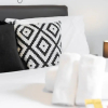 Отель Cozy Nightlife 1 Bedroom Apartment, фото 5