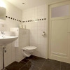 Отель Romantic Jordaan Canalsuite near Anne Frank House, фото 9