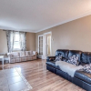Отель Convenient & Comfortable Manor, фото 5