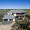 Отель Hilltop Apartments Phillip Island - Adults Only, фото 16