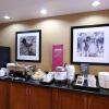 Отель Hampton Inn Hutchinson, фото 23