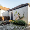 Отель Luxury Garden Cottage Spectacular Views, фото 11