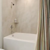 Отель StayLo Austin 2 Bedroom Suites, фото 26