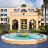 Отель La Quinta Inn & Suites Miami Lakes, фото 8