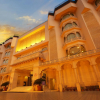Отель Golden Hotel, фото 1