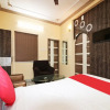 Отель Goroomgo Sanjoy Guest House Ruby Tagore Park Kolkata, фото 10