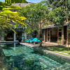 Отель Villa Amira Legian, фото 1