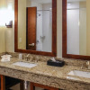 Отель Comfort Suites University, фото 9