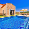 Отель Villa w Pool Garden 10 min to Beach in Kas, фото 1