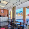 Отель Econo Lodge, фото 11