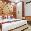 Отель Fabhotel Twin Tree Suites, фото 22