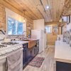 Отель Picturesque Alma Log Cabin w/ Deck & Grill!, фото 6